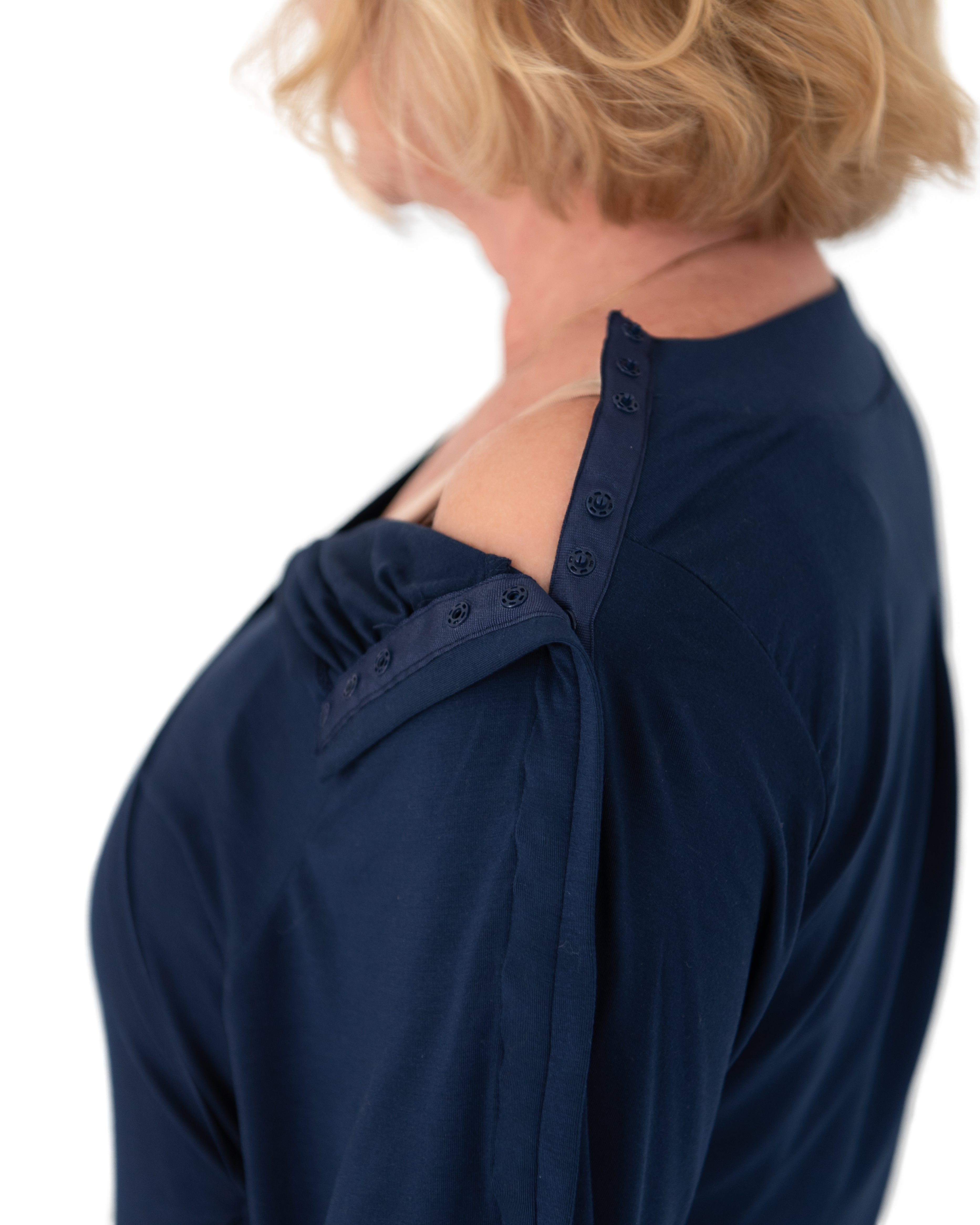 Snap sleeves from collar to hand 